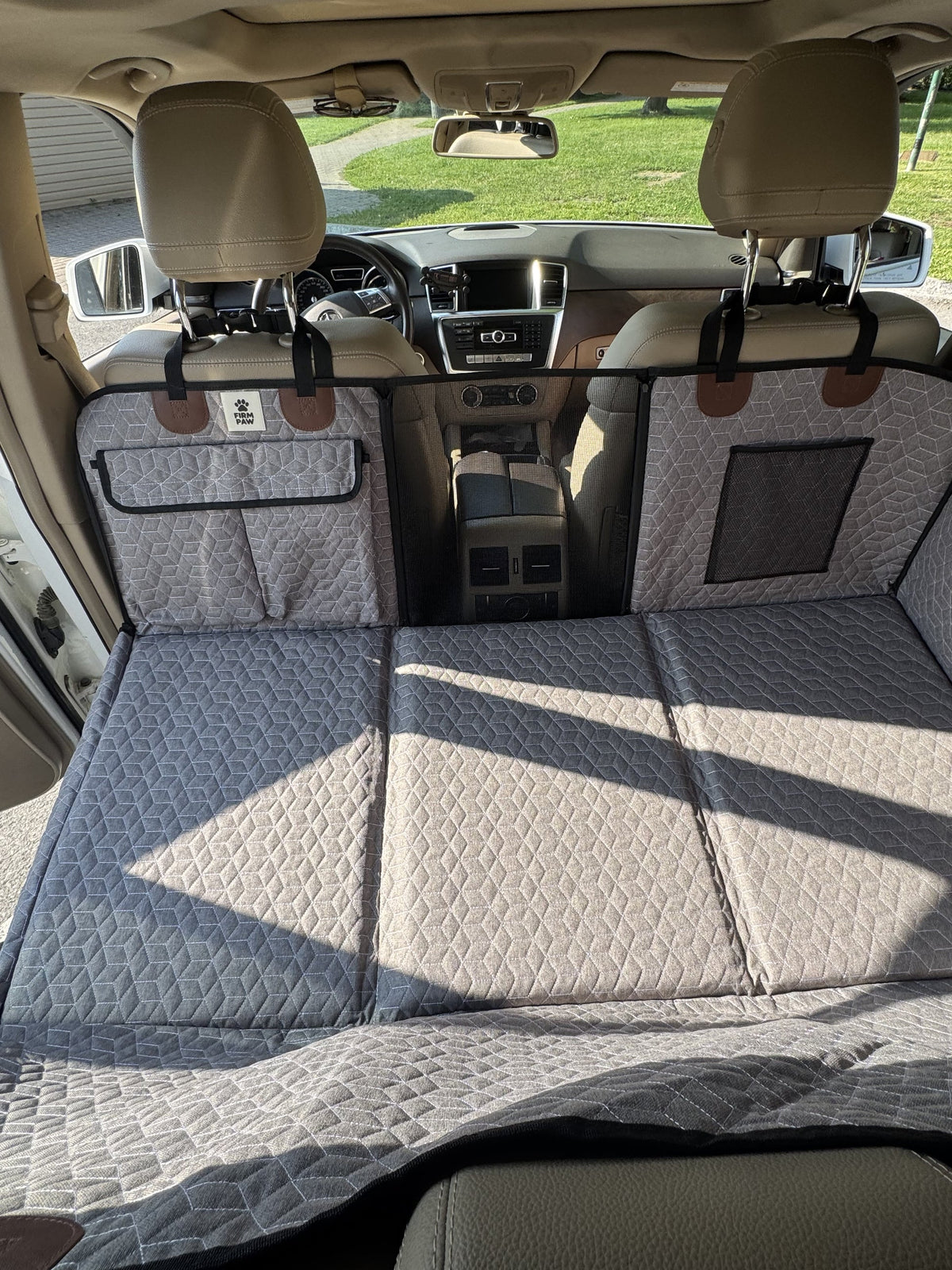 CaniDrive – La solution pour voyager en sécurité avec son chien sans ruiner sa voiture.